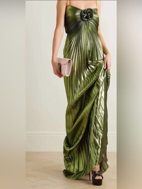 GUCCI Plissé silk-blend lamé gown Size 48